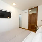 Marivi - Luxury Apartment Above The Beach Znjan