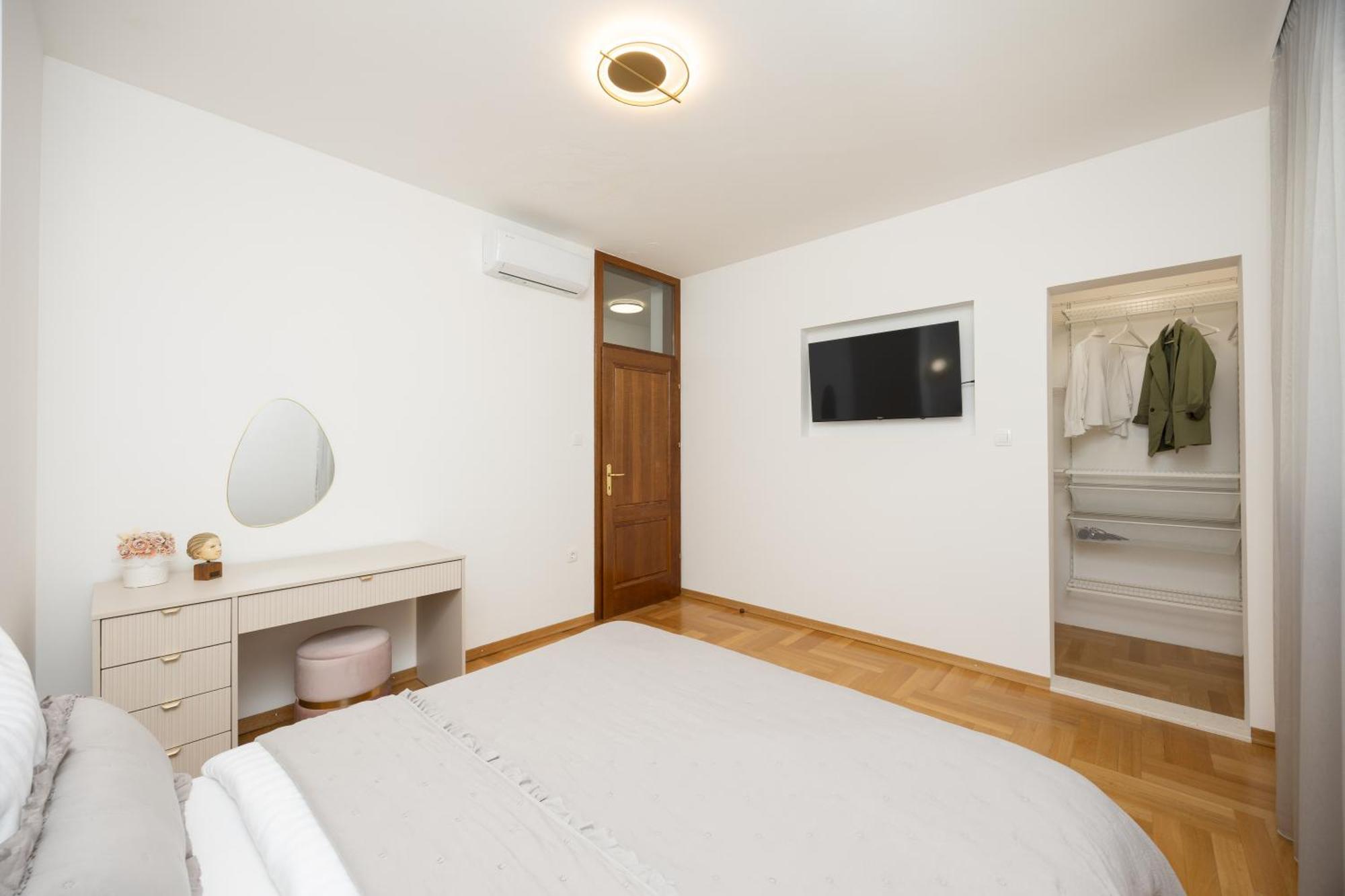 Marivi - Luxury Above The Znjan Split